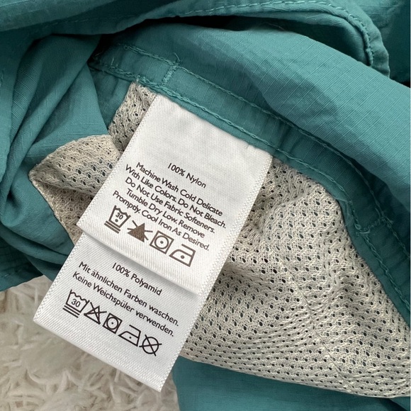 Eddie Bauer Womens Adventurer Pro Teal Field Shirt Size S - Picture 8 of 9